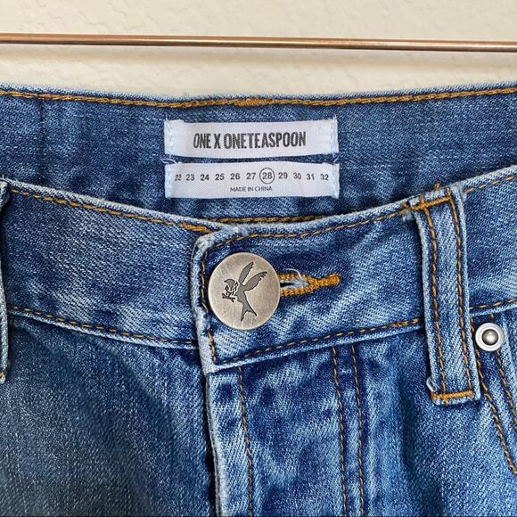 One Teaspoon Hawks Shorts - Picture 5 of 6